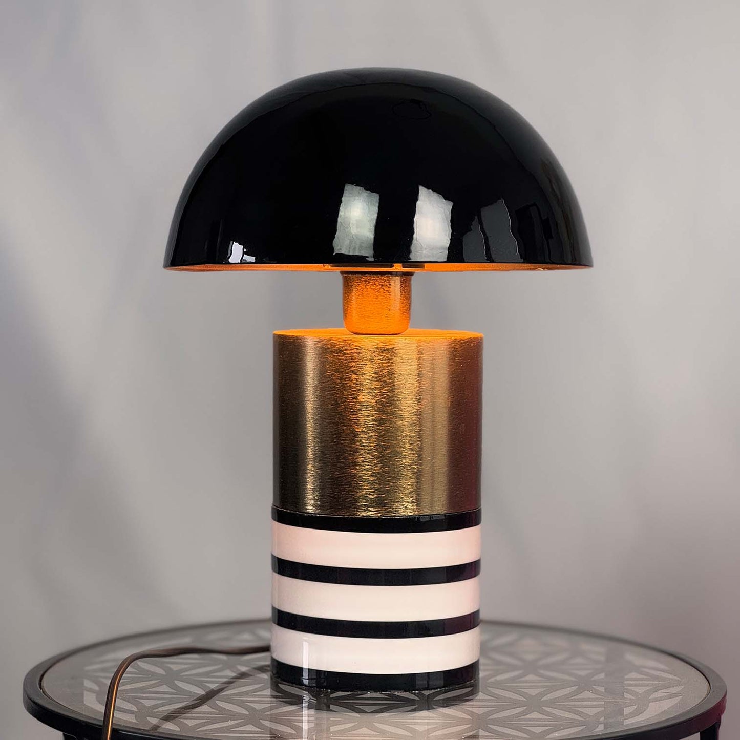 Nova Flair Tischlampe