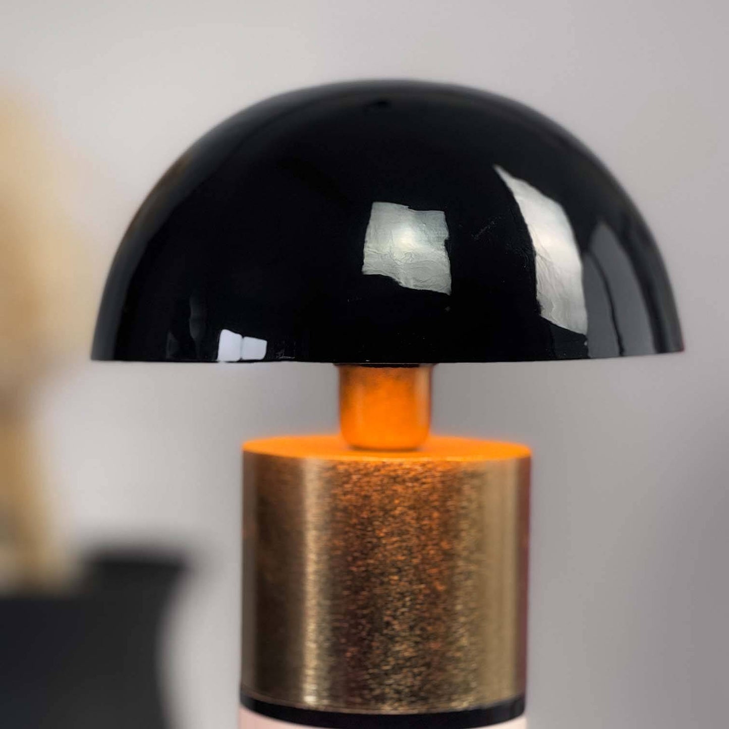 Nova Flair Tischlampe