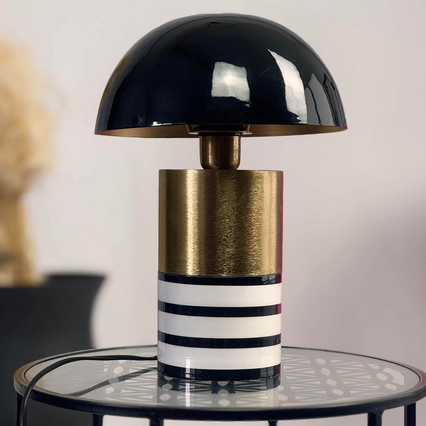 Nova Flair Tischlampe