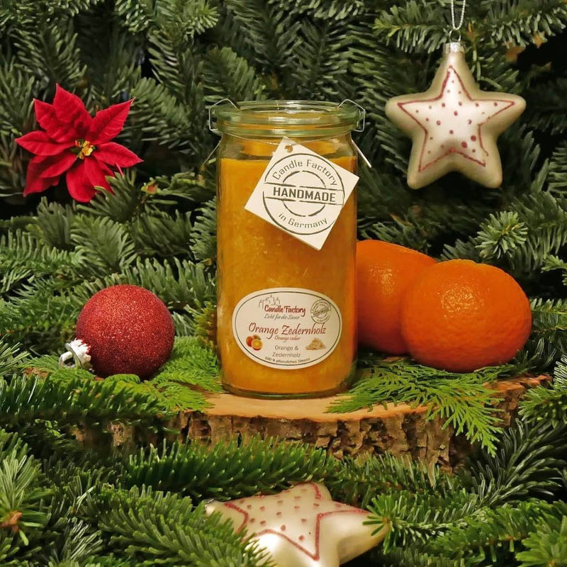 <p><strong>Handgefertigte Kerzen</strong></p>